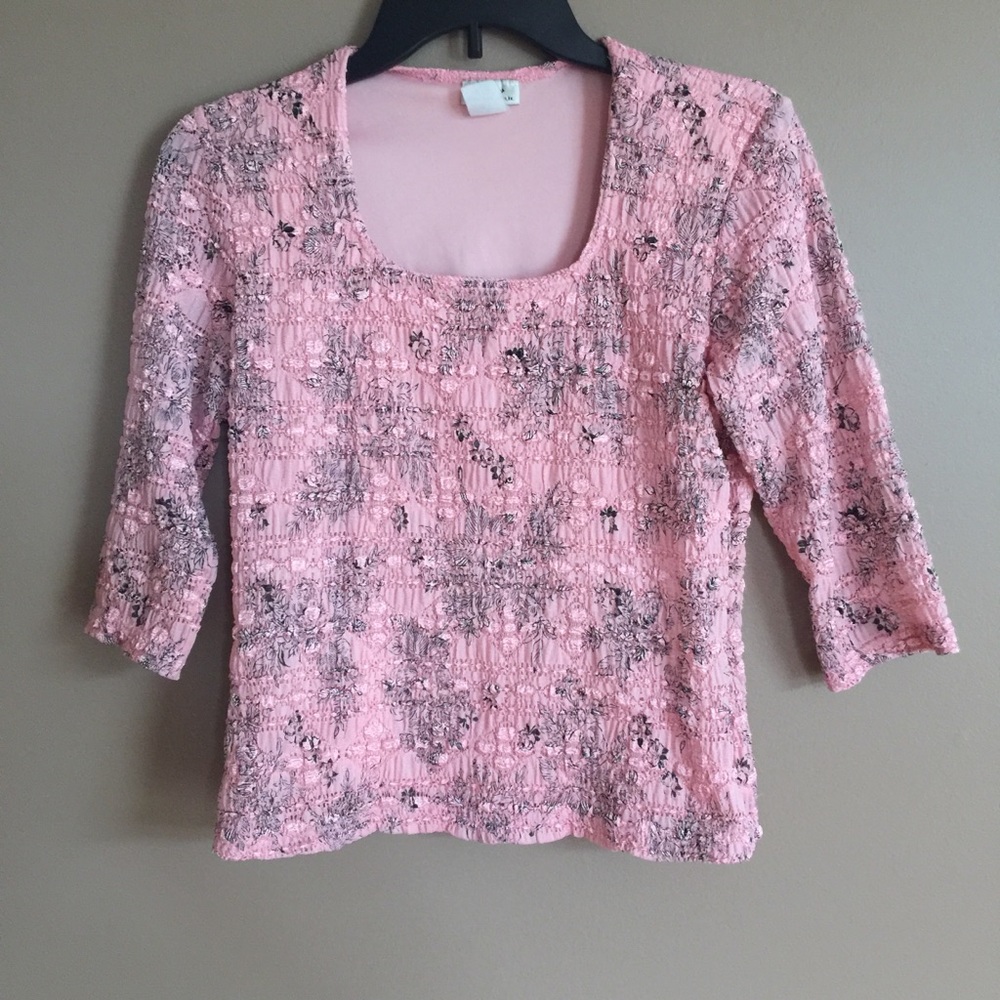 Creative design works pink ruffled top